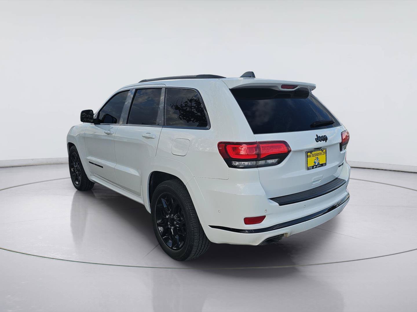 Used 2021 Jeep Grand Cherokee Limited X RWD image 3