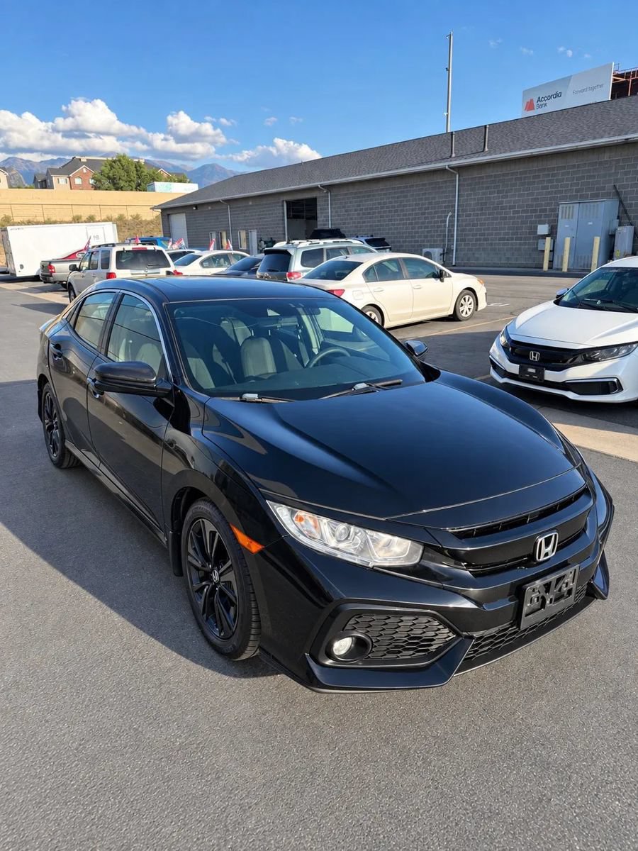Used 2019 Honda Civic EX image 3