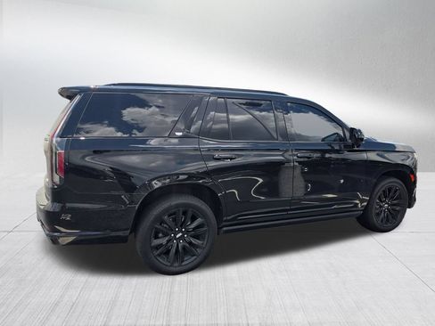 Used 2022 Cadillac Escalade Sport Platinum AWD/4WD image 4