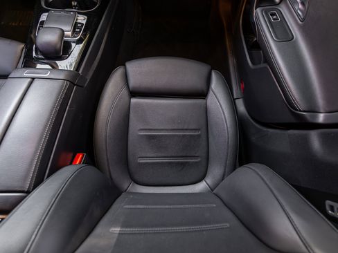 Used 2020 Mercedes-Benz CLA 250 image 53