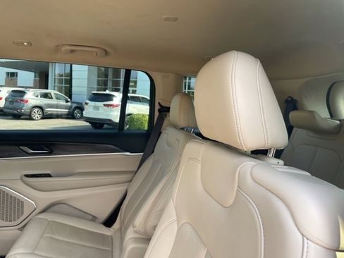 Used 2021 Jeep Grand Cherokee L Limited image 15