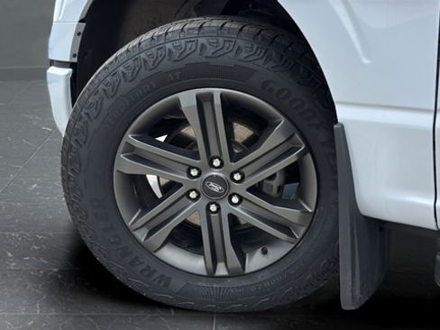 Used 2022 Ford F150 XLT w/ Equipment Group 302A High AWD/4WD image 38