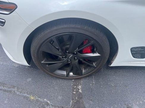 Used 2023 Genesis G70 3.3T w/ Sport Prestige Package RWD image 19
