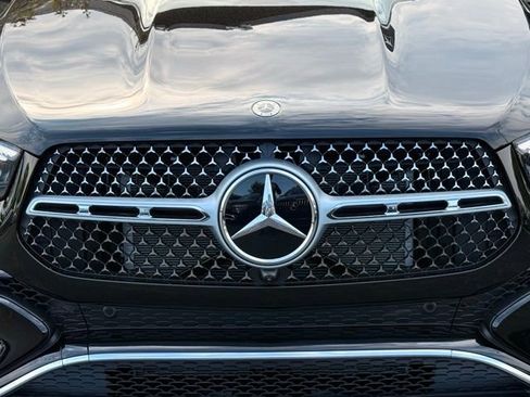 New 2026 Mercedes-Benz GLE 580 4MATIC image 3