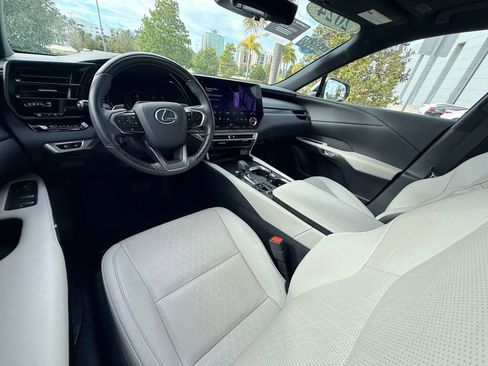 Used 2024 Lexus RX 350 FWD image 20