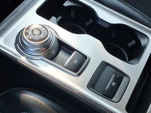 Certified 2023 Ford Edge ST image 20