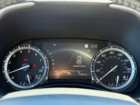 Used 2022 Toyota Highlander XSE AWD/4WD image 29