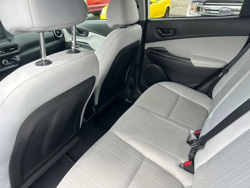 Used 2023 Hyundai Kona SEL w/ Cargo Package AWD/4WD image 29
