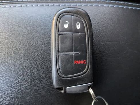 Used 2019 Jeep Cherokee Latitude Plus image 35