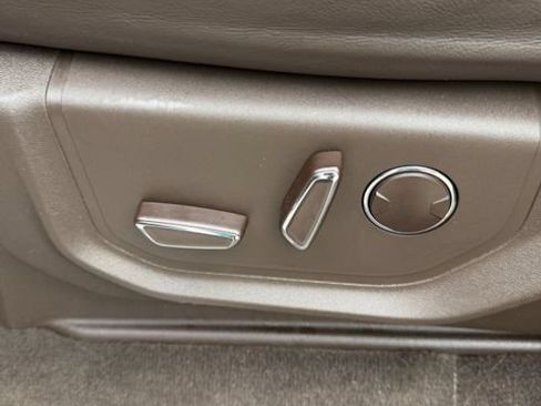 Used 2022 Ford Expedition King Ranch AWD/4WD image 18