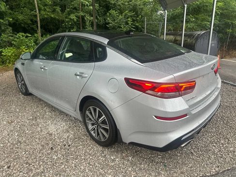Used 2020 Kia Optima Premium FWD image 4