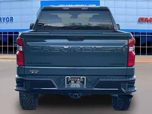 New 2026 Chevrolet Silverado 1500 Custom Trail Boss w/ Dark Appearance Package AWD/4WD image 4