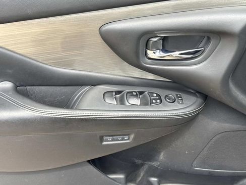 Used 2017 Nissan Murano Platinum w/ Platinum Technology Package image 10