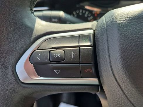 Used 2023 Jeep Compass Limited AWD/4WD image 17