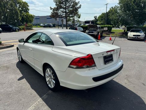 Used 2009 Volvo C70 T5 FWD image 14