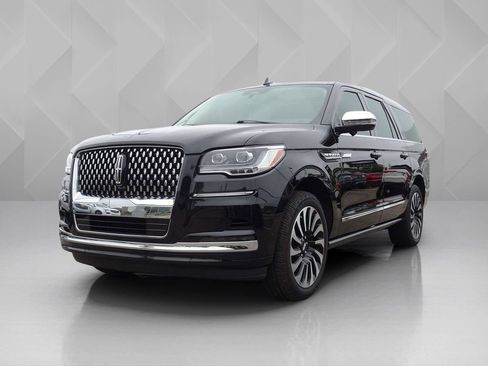 Used 2023 Lincoln Navigator L Black Label AWD/4WD image 1