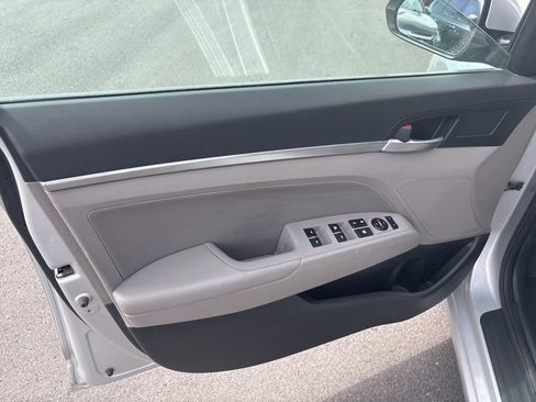 Used 2019 Hyundai Elantra Value Edition image 5