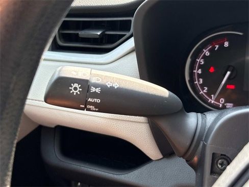 Used 2024 Toyota RAV4 XLE image 30