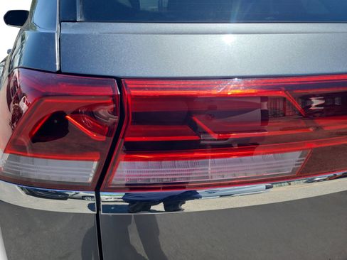 Used 2024 Volkswagen Atlas Cross Sport SE AWD/4WD image 24
