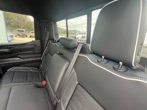 Used 2024 GMC Sierra 1500 AT4X image 15