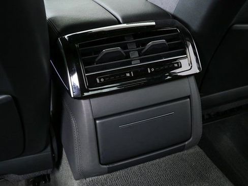 Used 2022 Audi A8 L 3.0T image 22