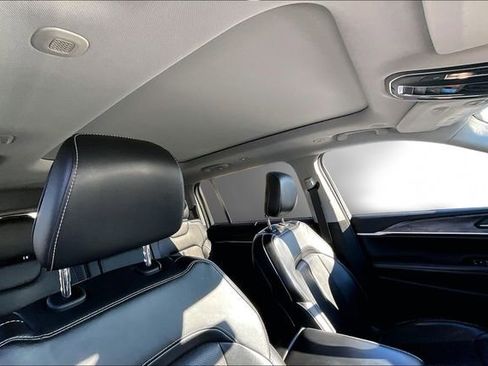 Used 2022 Jeep Grand Cherokee L Limited w/ Luxury Tech Group II image 20