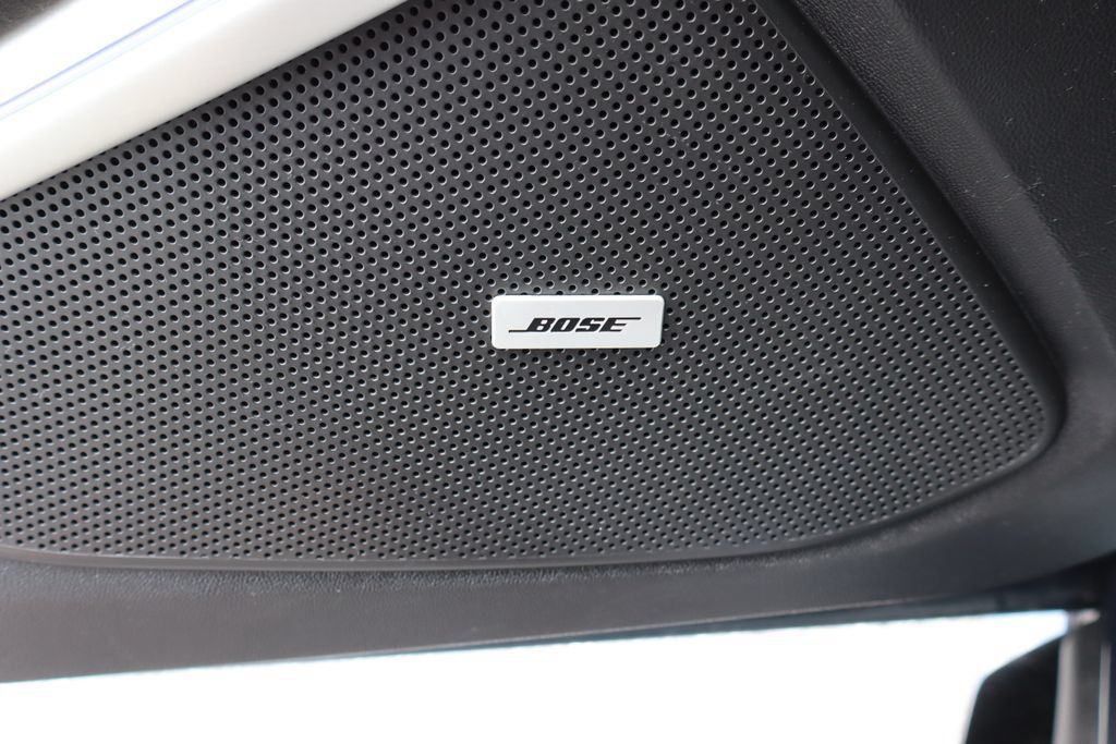 Used 2022 Chevrolet Camaro ZL1 RWD image 19