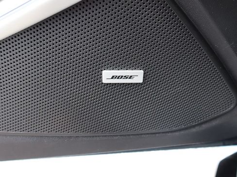 Used 2022 Chevrolet Camaro ZL1 RWD image 19