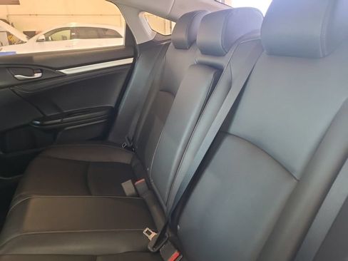 Used 2018 Honda Civic EX-L image 7