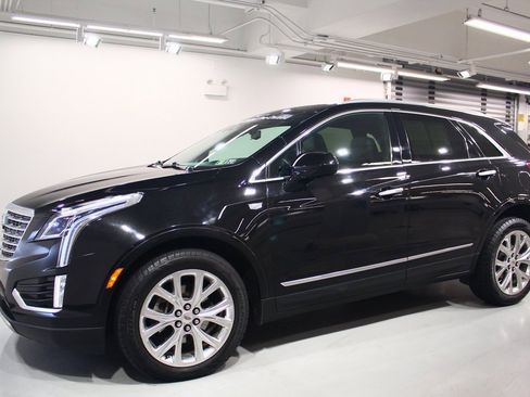 Used 2017 Cadillac XT5 Platinum image 15
