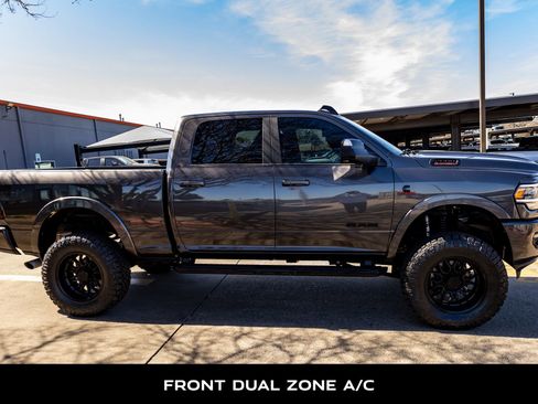 Used 2022 RAM 2500 Laramie w/ Night Edition image 9