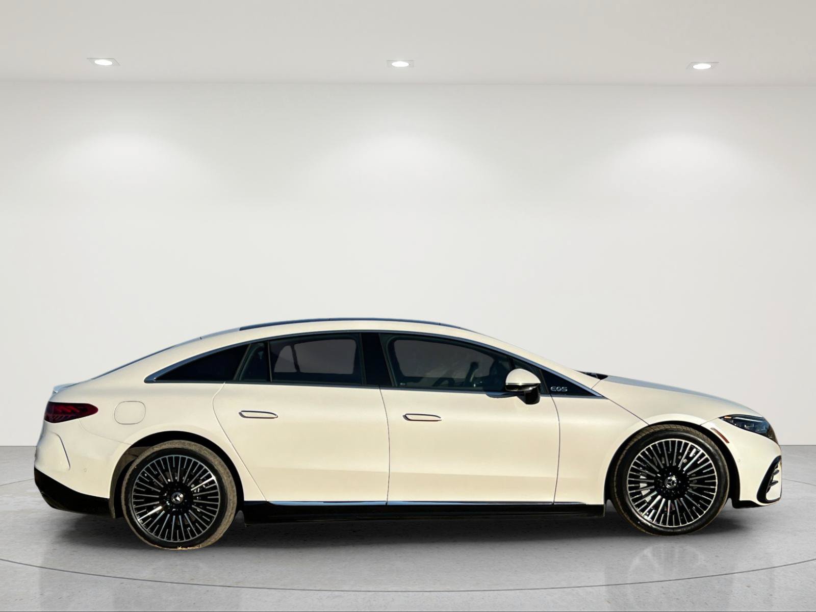 Certified 2022 Mercedes-Benz EQS 580 4MATIC Sedan image 6