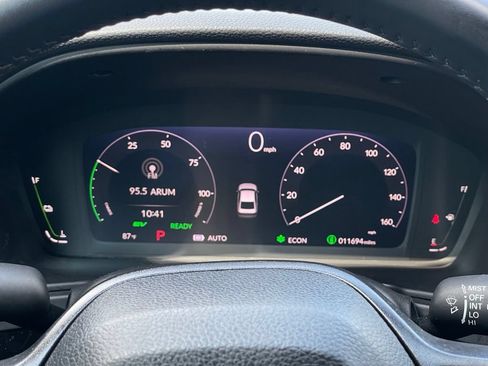 Used 2025 Honda Accord Sport image 13
