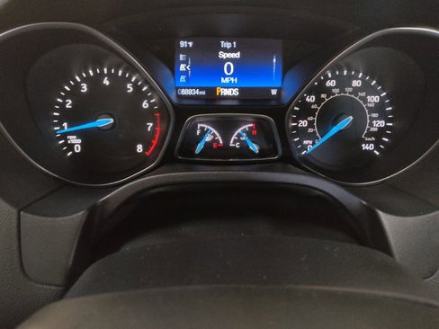 Used 2018 Ford Focus Titanium FWD image 23
