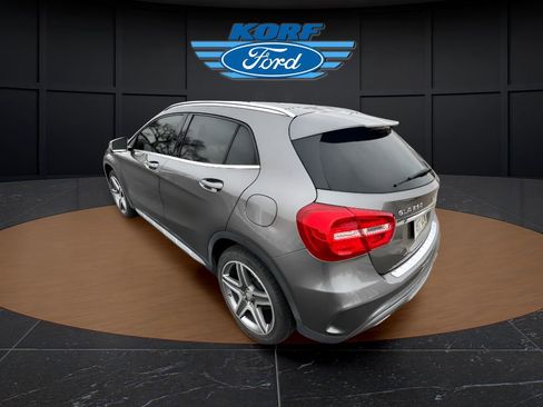 Used 2015 Mercedes-Benz GLA 250 250 4MATIC image 2