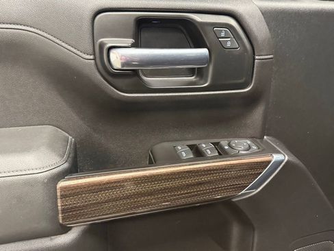 Used 2020 Chevrolet Silverado 1500 RST image 22