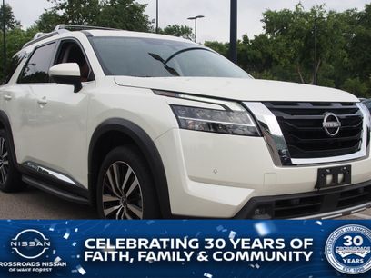 Used 2023 Nissan Pathfinder Platinum