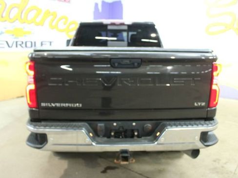 Used 2020 Chevrolet Silverado 2500 LTZ w/ LTZ Plus Package AWD/4WD image 4