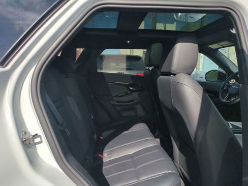 Used 2024 Land Rover Range Rover Evoque S image 29