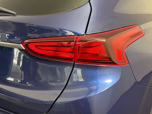 Used 2020 Hyundai Santa Fe SE FWD image 33