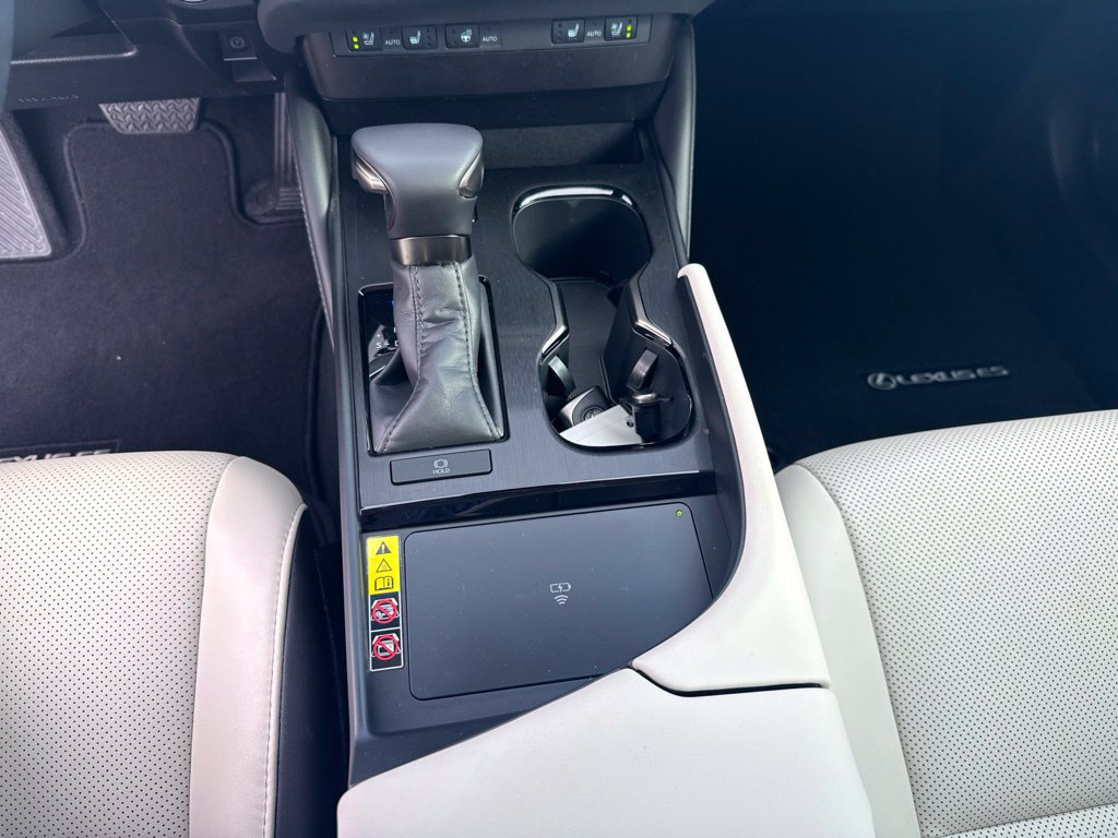 Used 2025 Lexus ES 350 w/ Premium Package FWD image 19