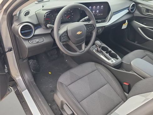 New 2026 Chevrolet Trax LS FWD image 17