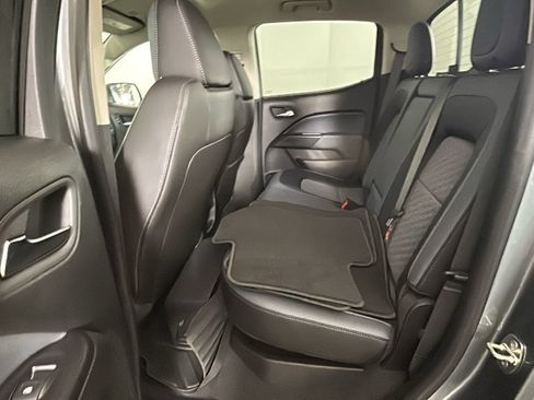 Used 2019 Chevrolet Colorado Z71 AWD/4WD image 31