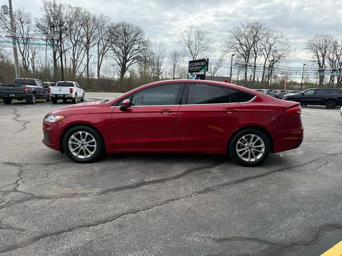 Used 2020 Ford Fusion SE FWD image 6