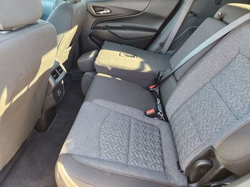 Used 2022 Chevrolet Equinox LT image 33