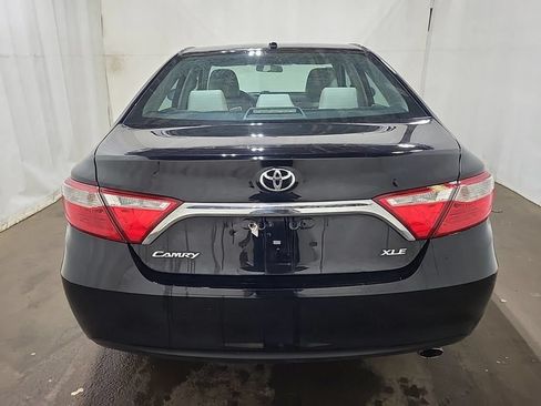 Used 2017 Toyota Camry XLE w/ Protection Package (Q2) FWD image 11