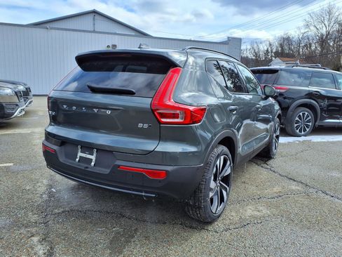New 2026 Volvo XC40 B5 Ultra w/ Protection Package Premier AWD/4WD image 3