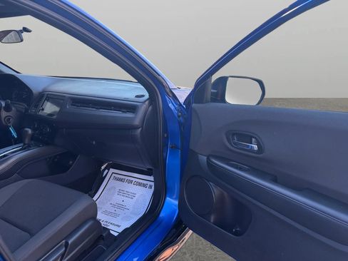 Used 2021 Honda HR-V Sport image 19