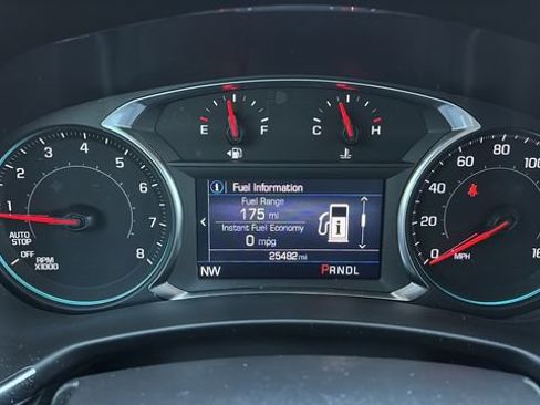 Used 2024 Chevrolet Equinox LT FWD image 12
