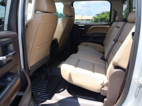 Used 2019 GMC Sierra 2500 Denali w/ Duramax Plus Package AWD/4WD image 16